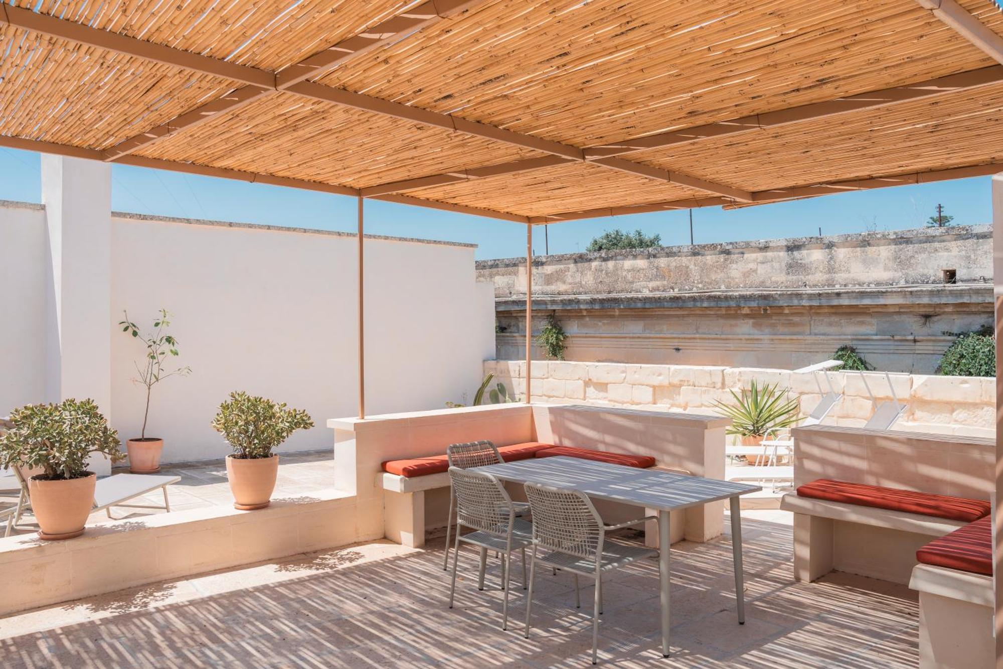 Margherita Apartment & Rooftop By Residence Colibri Lecce Eksteriør bilde